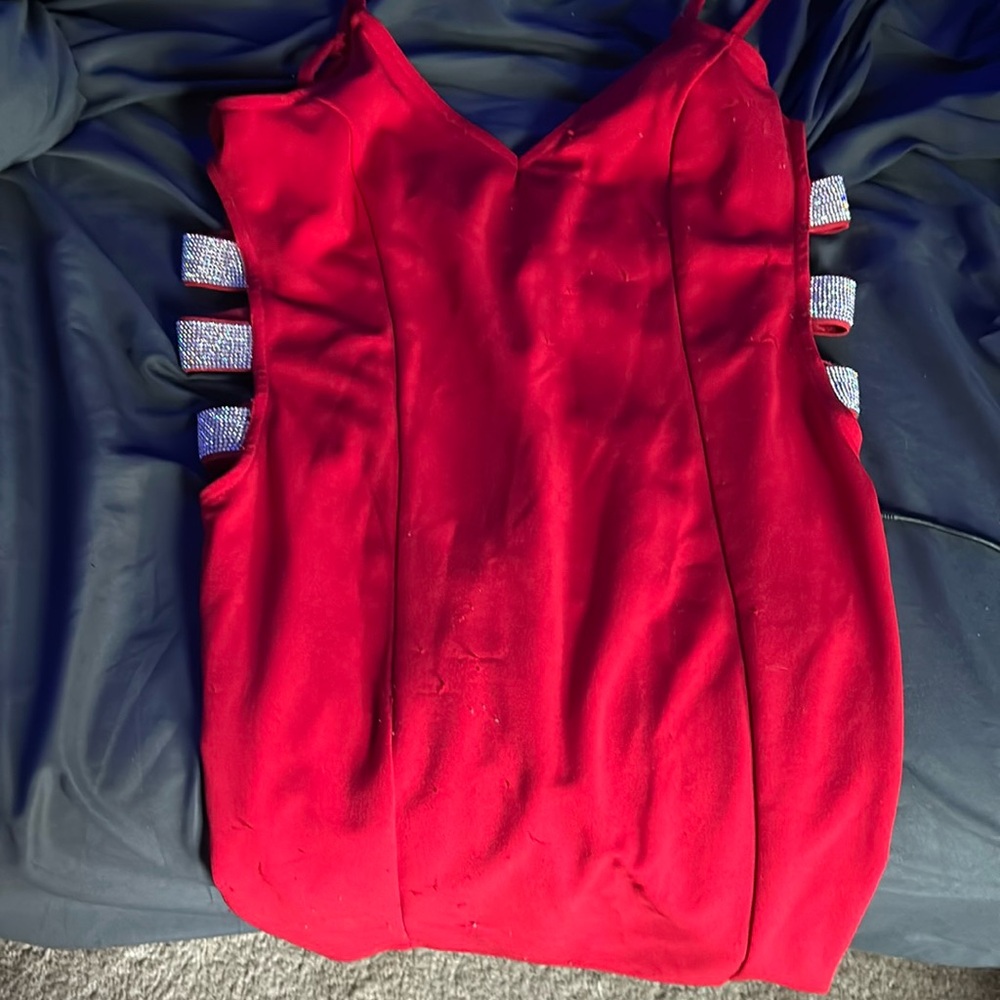 Red dress for sale (shipping only)